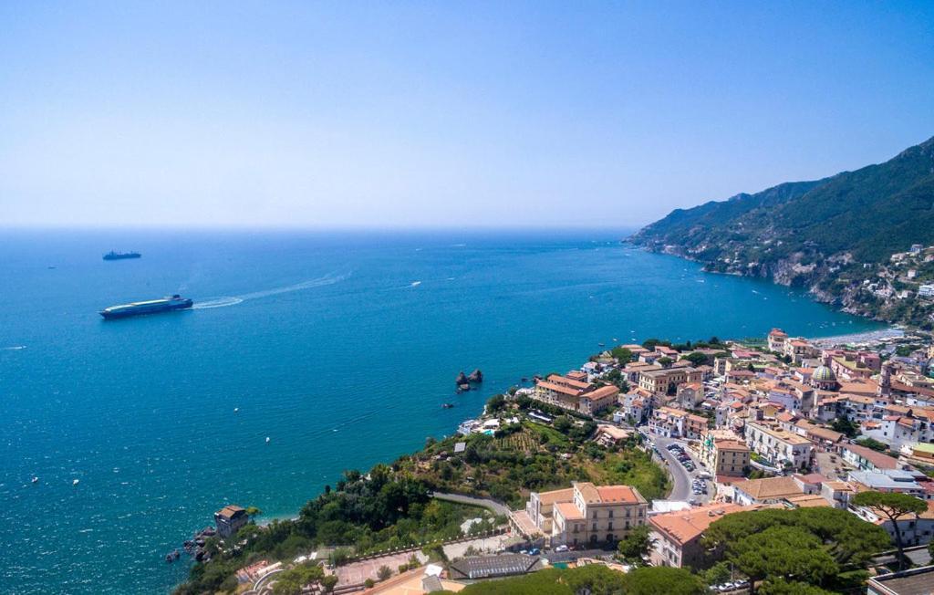Casa Gabriella - Amalfi Coast - Free Parking - Full Sea View Villa Vietri Luaran gambar