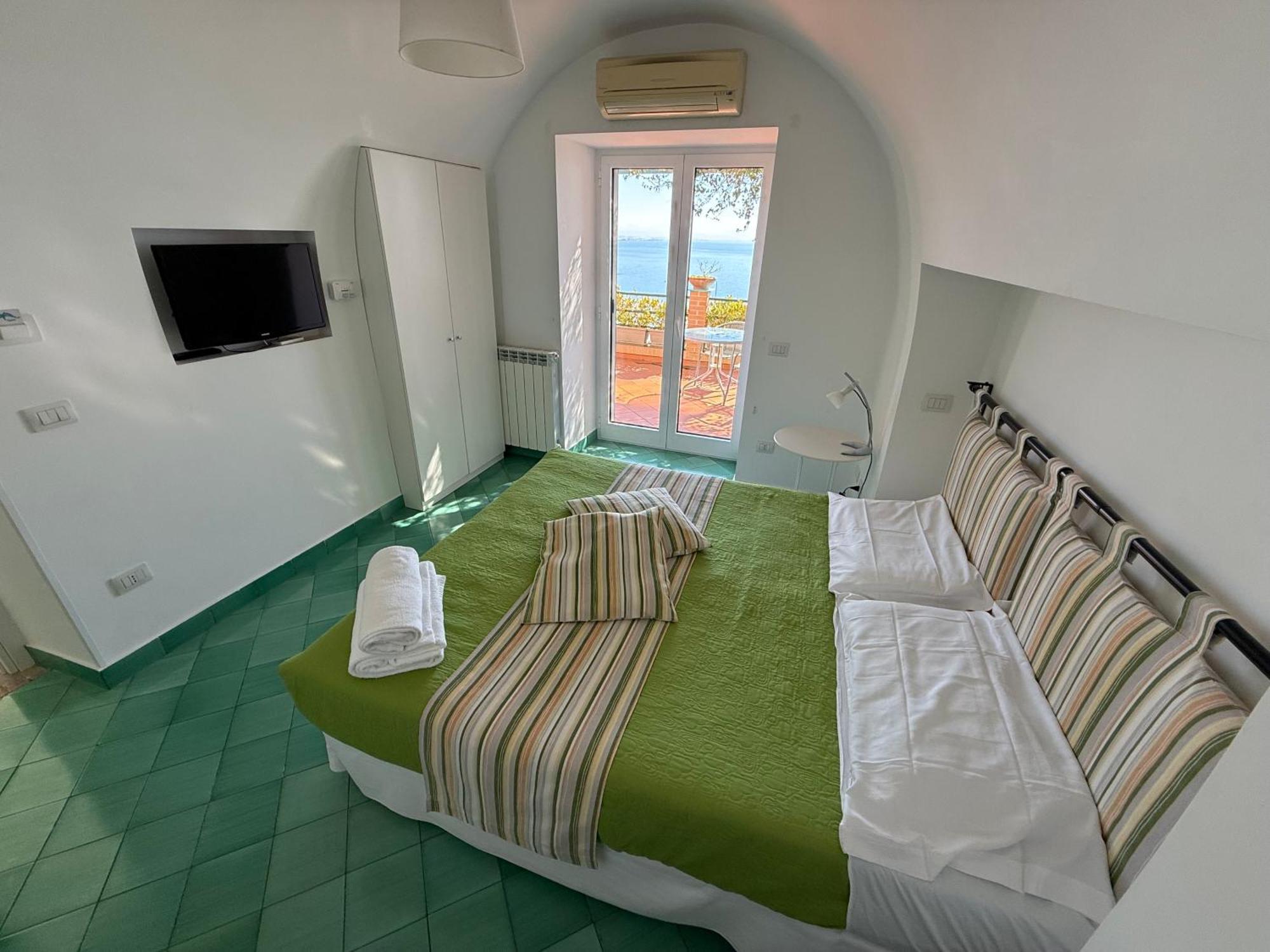Casa Gabriella - Amalfi Coast - Free Parking - Full Sea View Villa Vietri Luaran gambar
